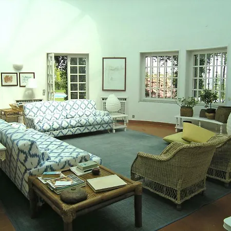 Sleeps 12 Wifi